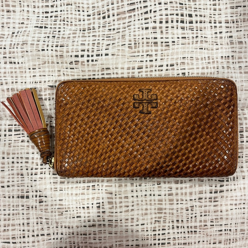Tory Burch Zip Wallet